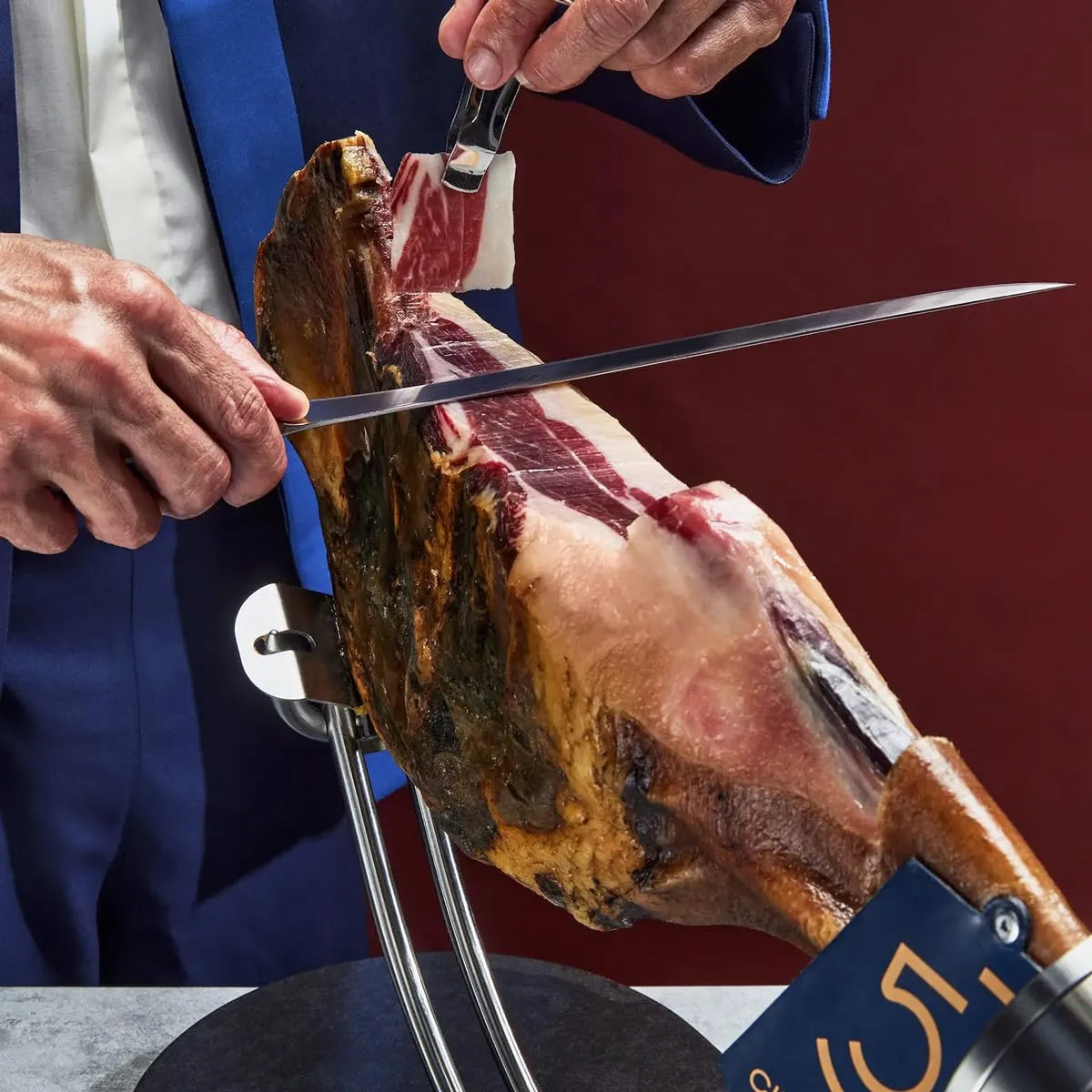 Paleta iberica 5J Cinco Jotas 100% Iberica di Bellota 3 paleta-100_-iberica-de-bellota-5j-cinco-jotas-corte